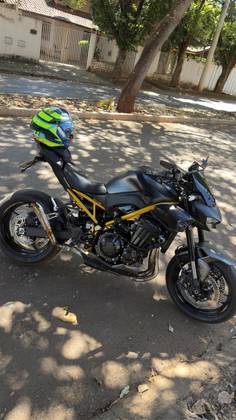 KAWASAKI Z900 SE 